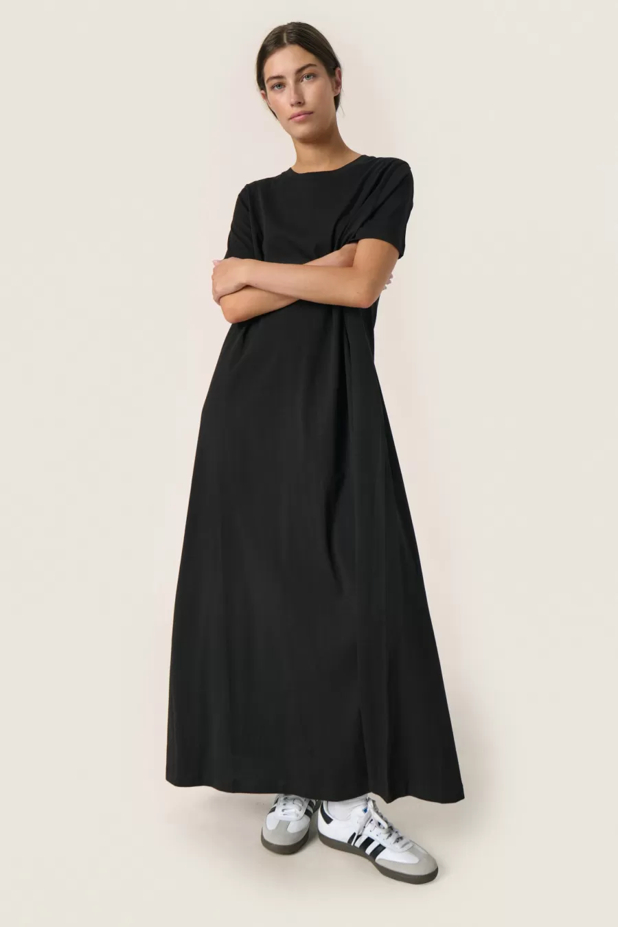 Soaked in Luxury SLAeve Dress | Dresses