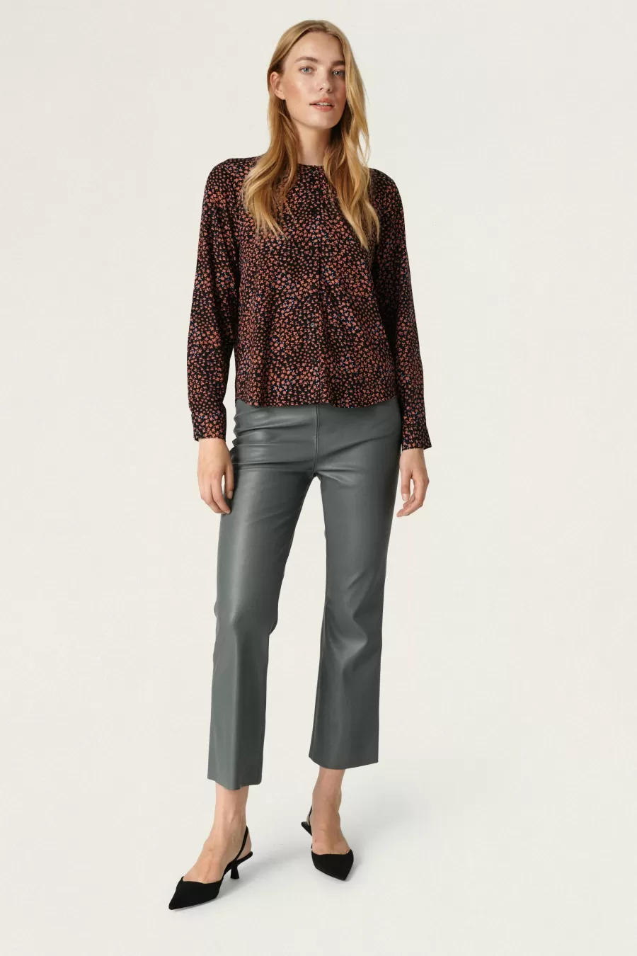Soaked in Luxury SLAhnita Shirt | Shirts & Blouses