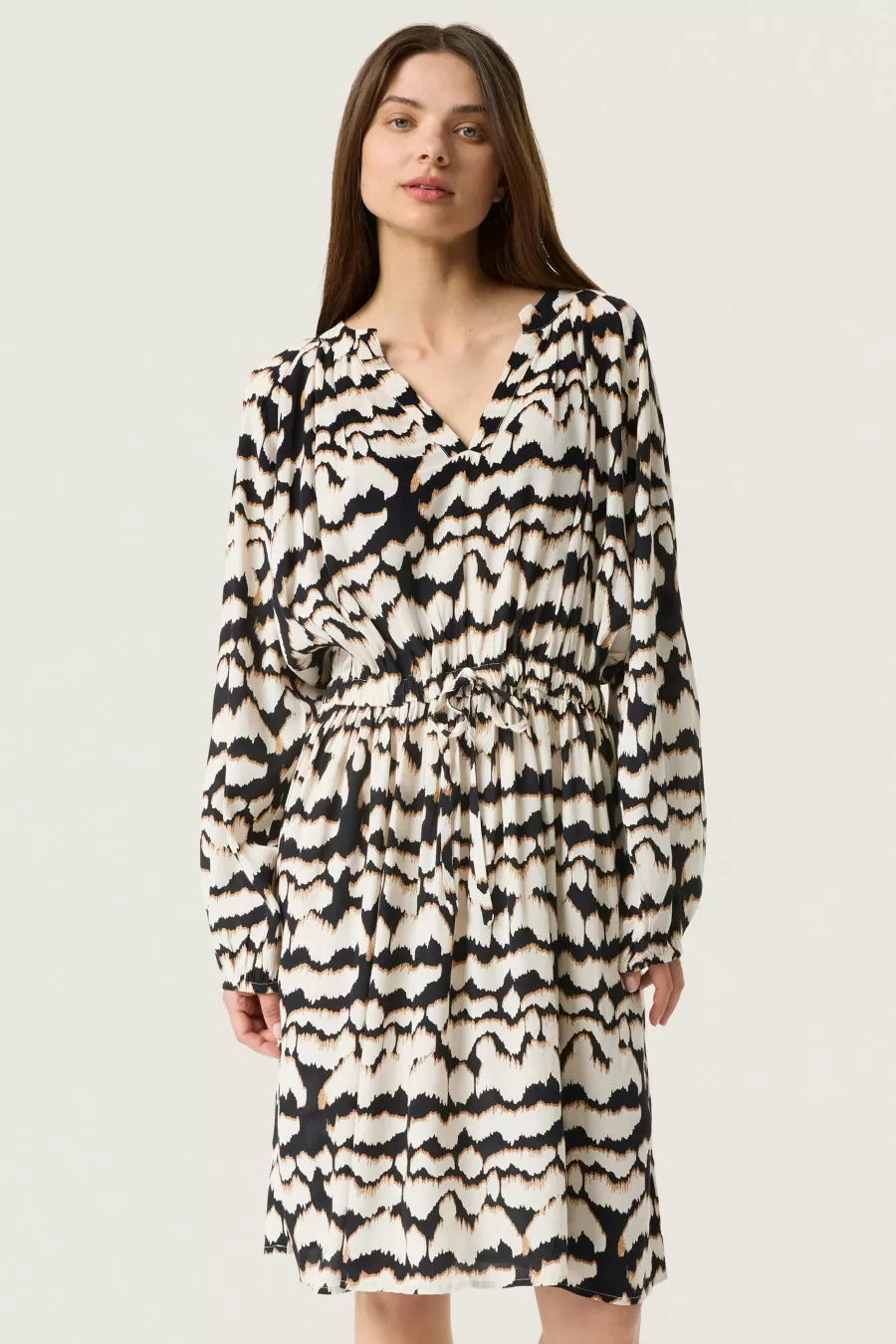 Soaked in Luxury SLAlize Dress | Dresses