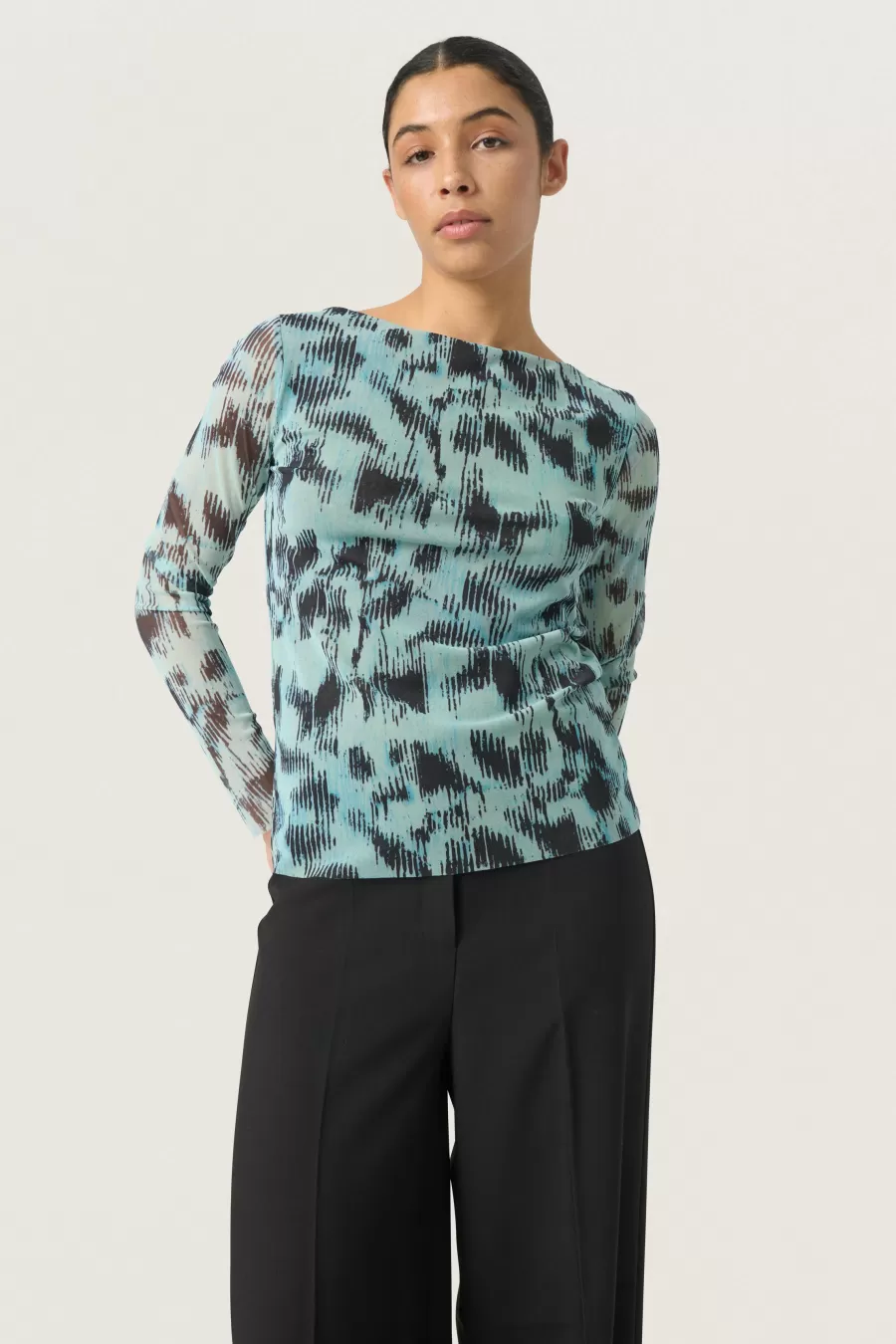 Soaked in Luxury SLAnaika Blouse | Shirts & Blouses