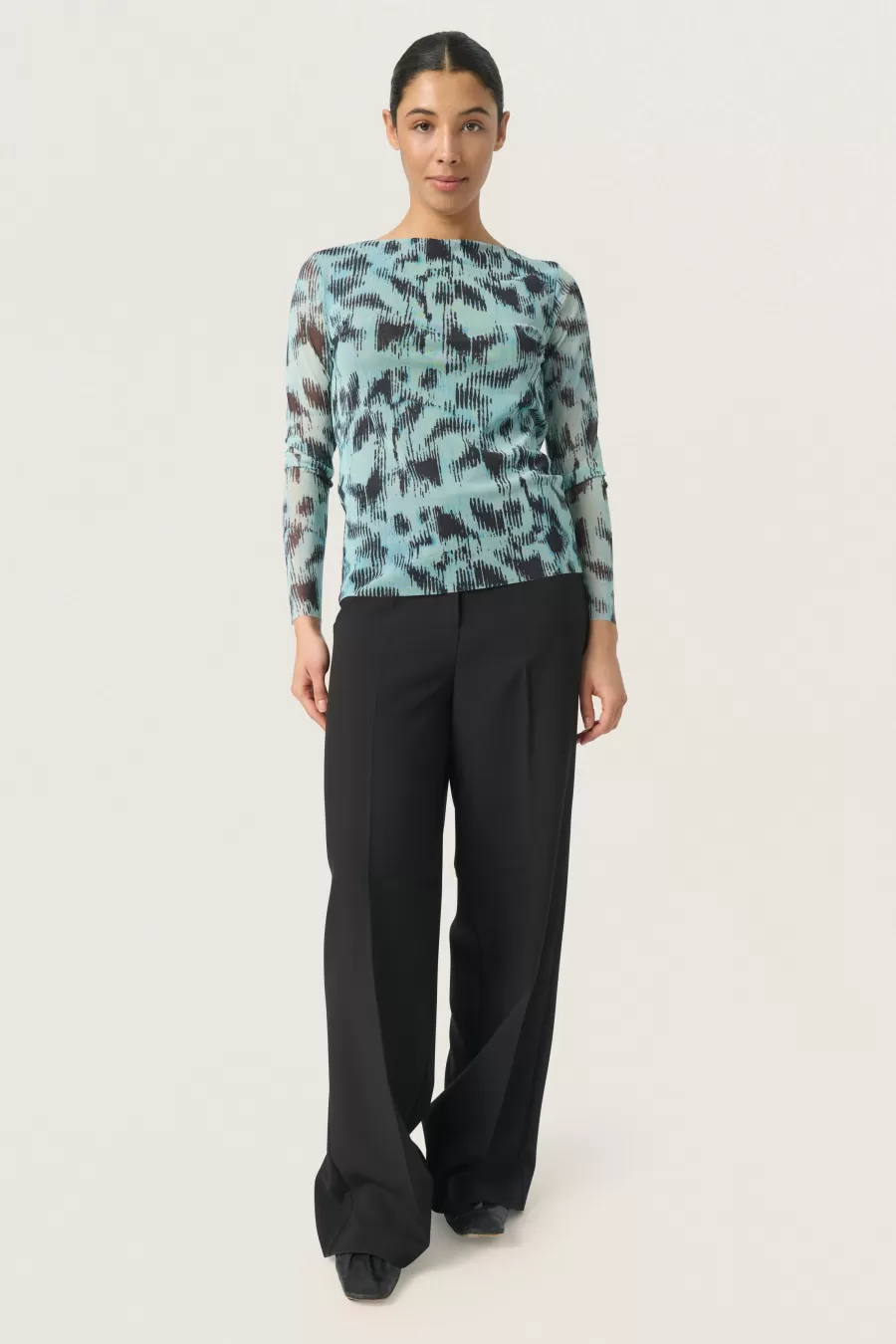 Soaked in Luxury SLAnaika Blouse | Shirts & Blouses