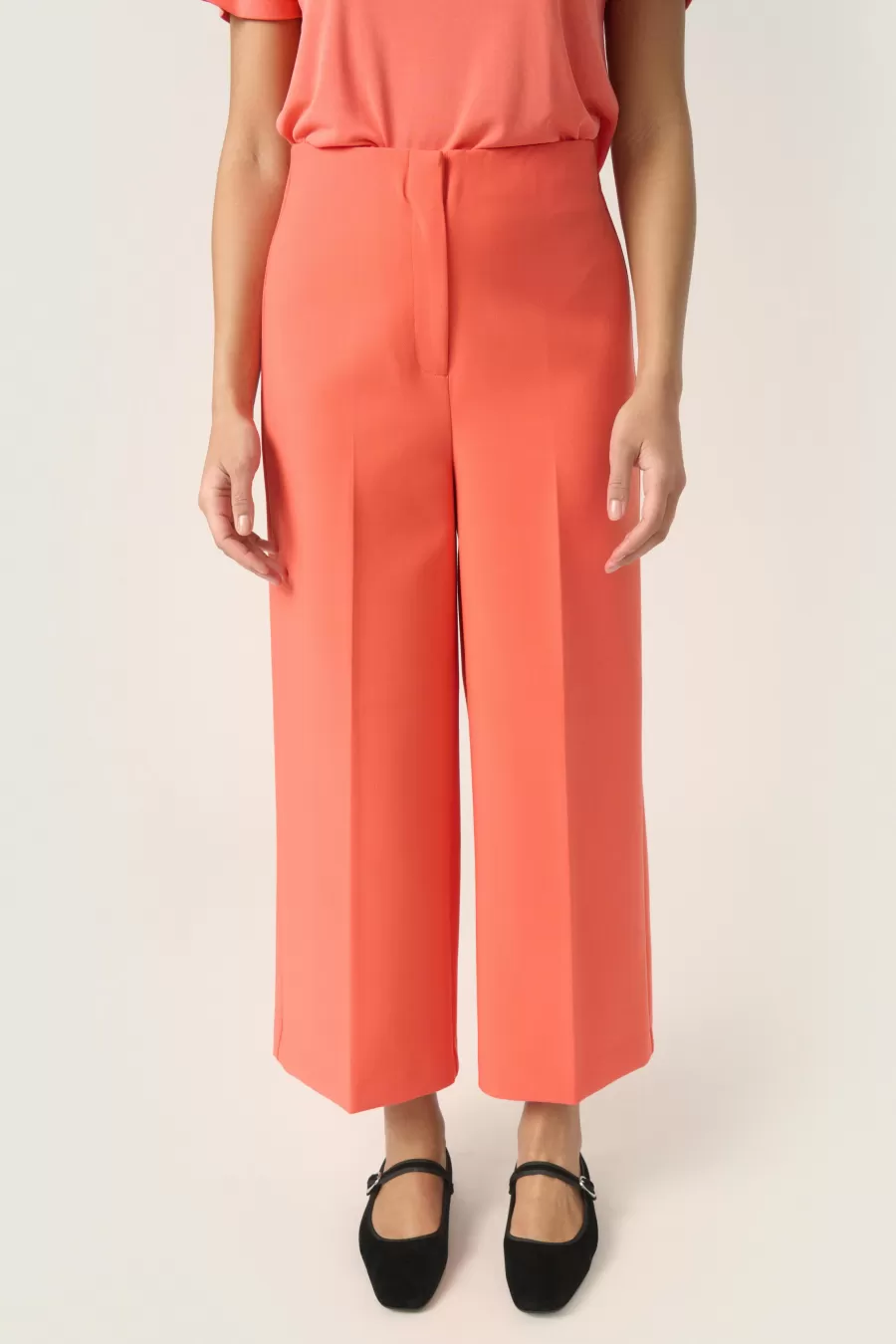 Soaked in Luxury SLCorinne Cropped Trousers | Pants