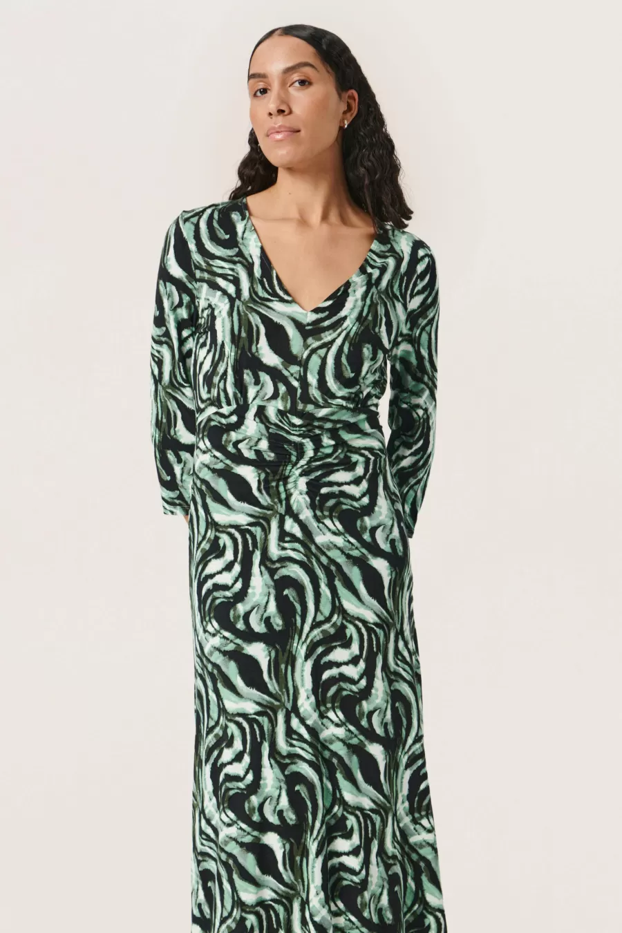 Soaked in Luxury SLHanadi Dress | Dresses