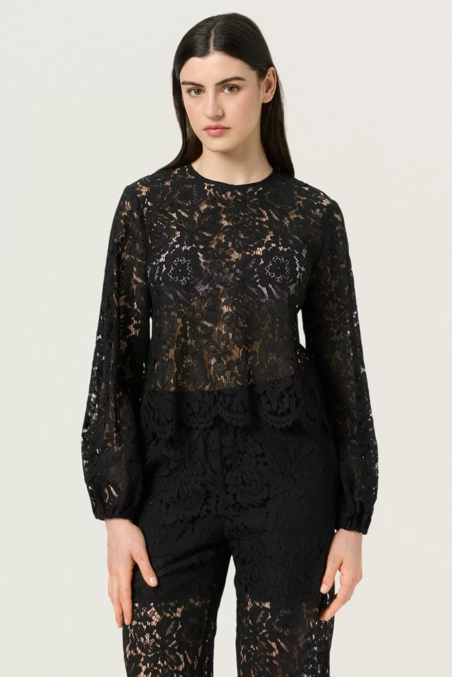Soaked in Luxury SLHanni Blouse | Holiday Bliss | Occasionwear