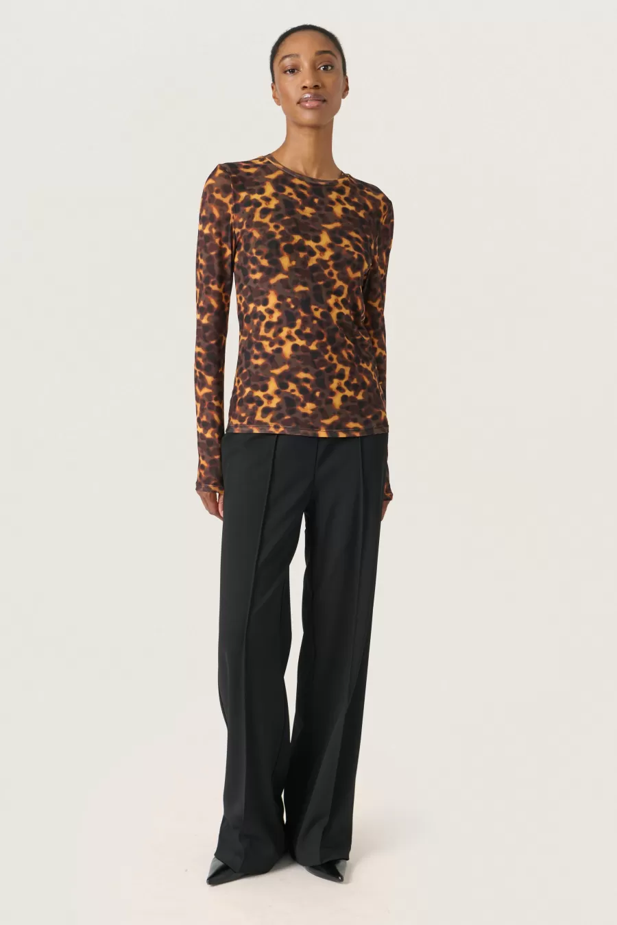 Soaked in Luxury SLKerrie T-shirt | Holiday Bliss | Occasionwear