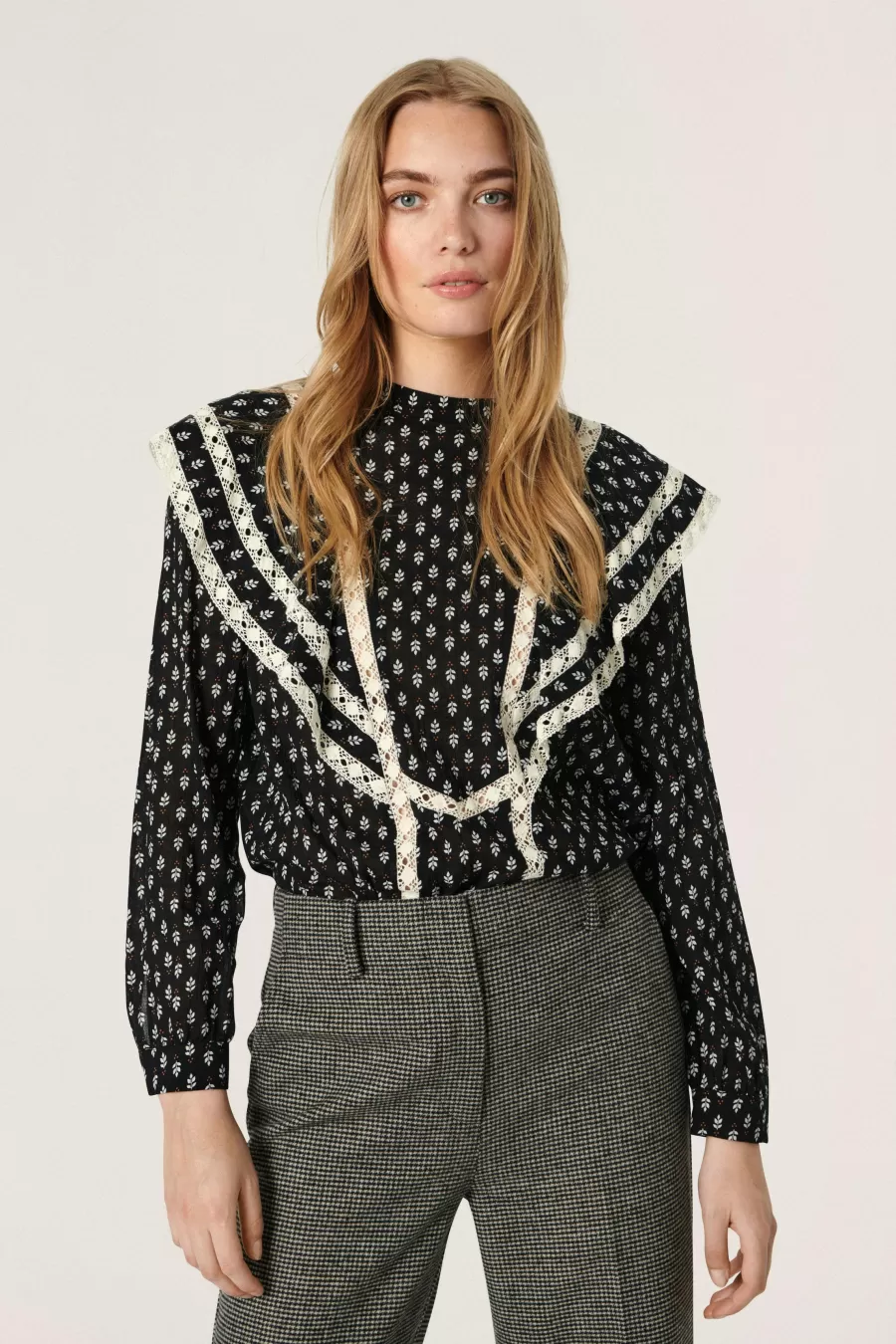 Soaked in Luxury SLLinetta Blouse | Shirts & Blouses