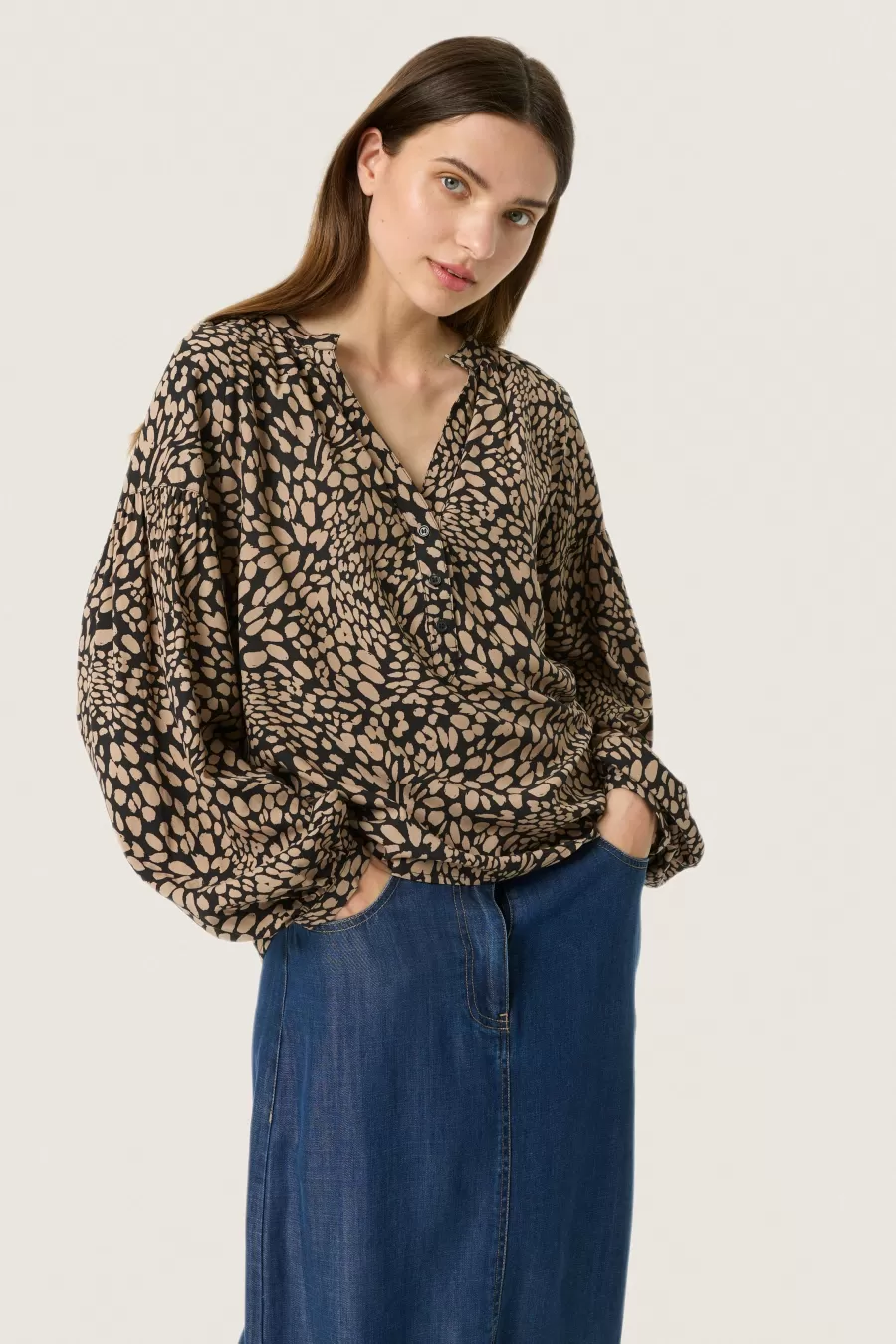 Soaked in Luxury SLNaya Blouse | Online Exclusive | Shirts & Blouses