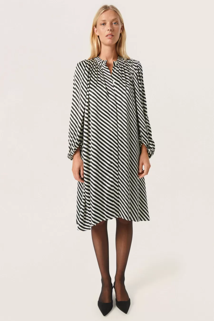 Soaked in Luxury SLSoho Dress | Dresses