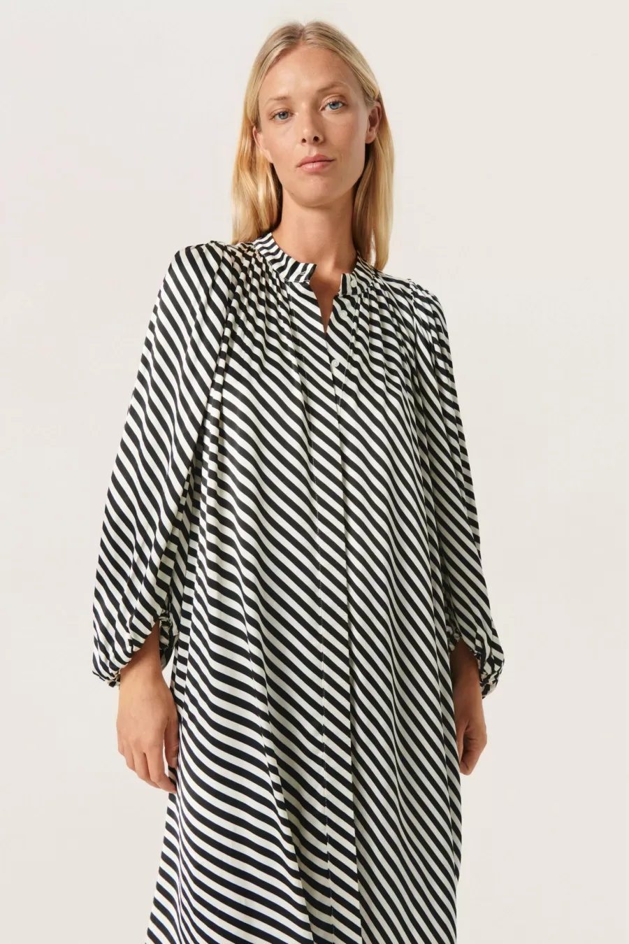 Soaked in Luxury SLSoho Dress | Dresses