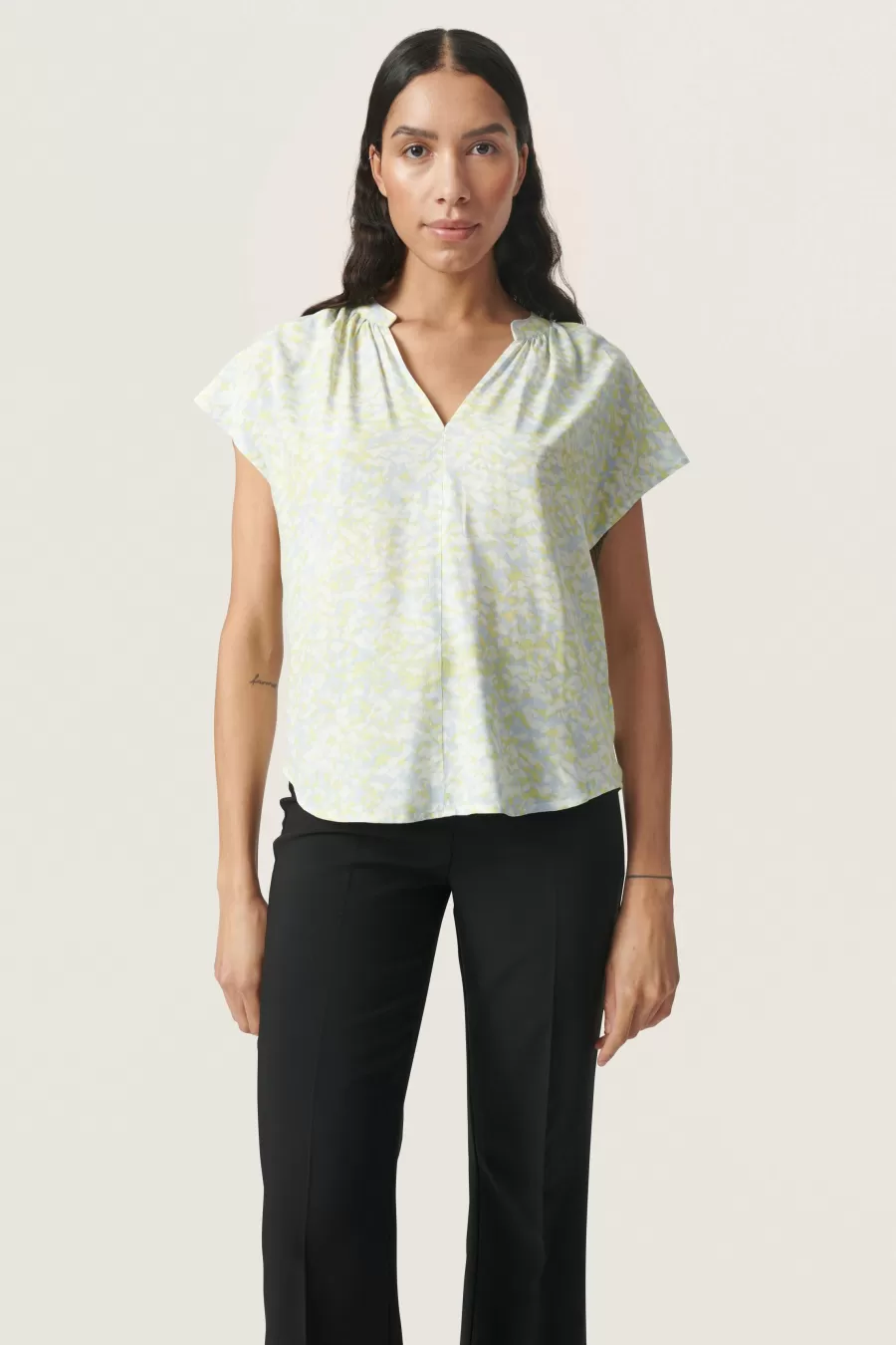Soaked in Luxury SLWynter Blouse | Shirts & Blouses
