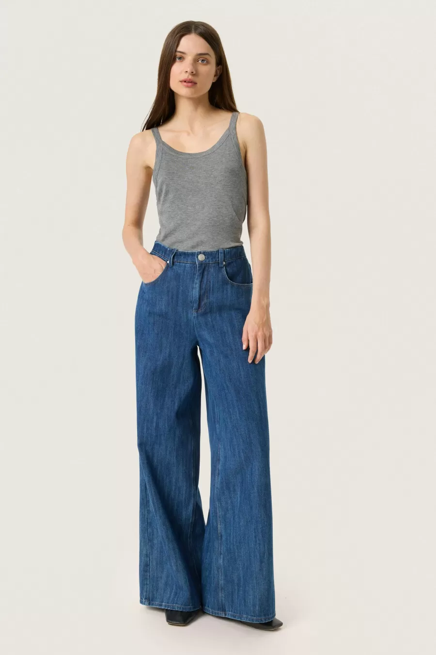 Soaked in Luxury SLZianna Jeans | Transeasonal Edit | Jeans